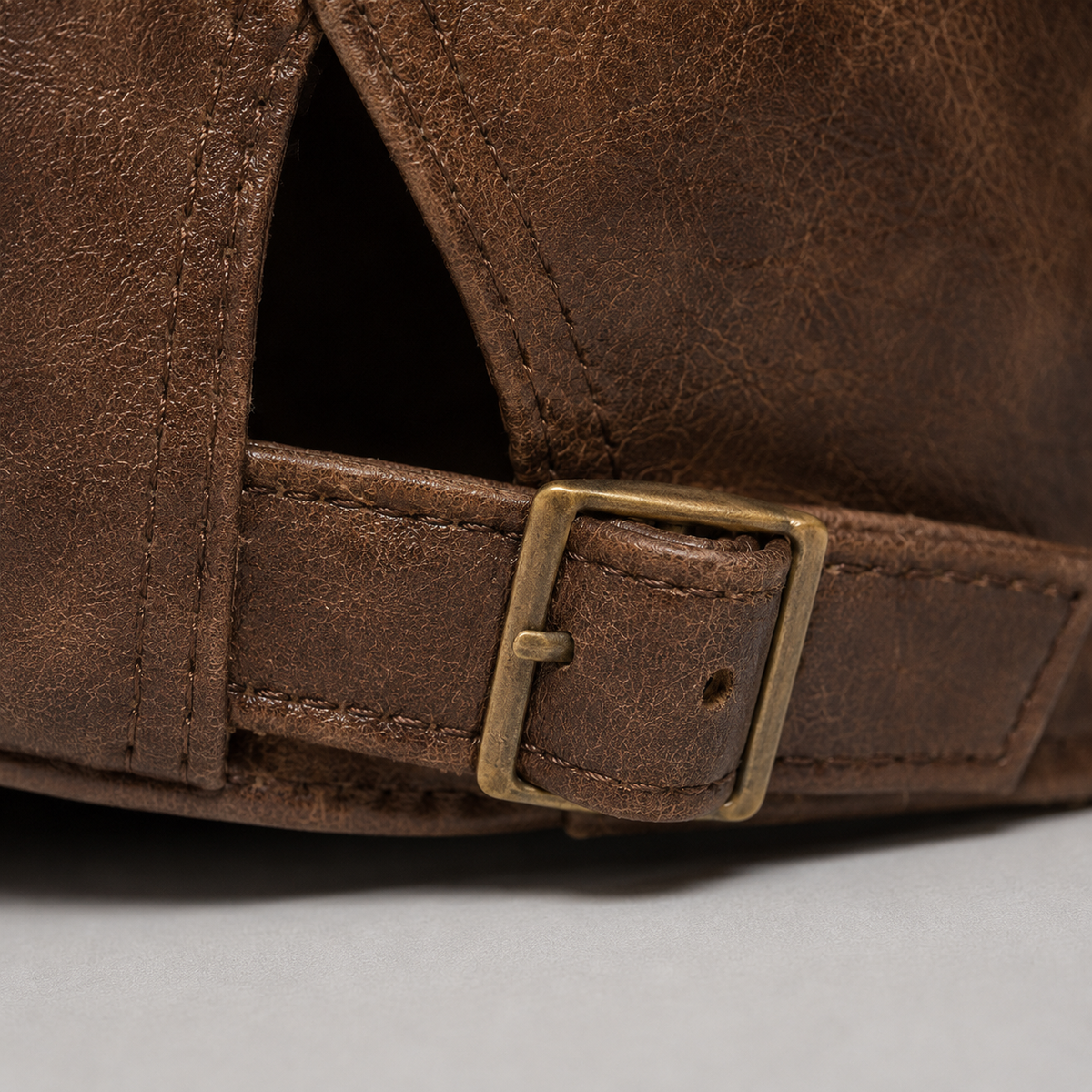 BRIAN™ | Hawthorne Leather Driving Cap
