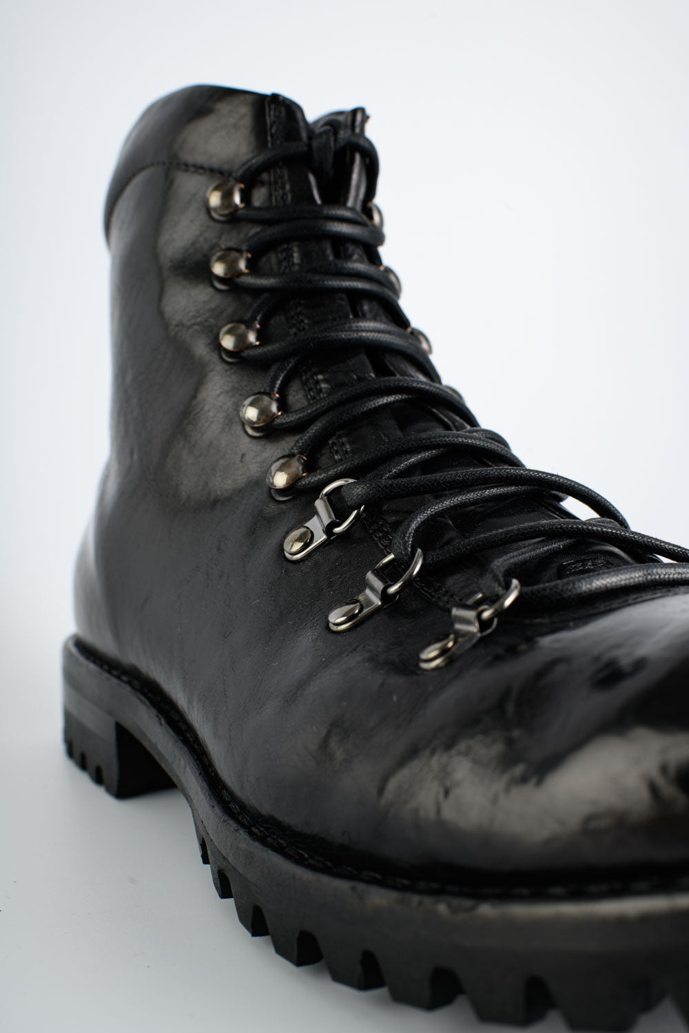 BRIAN™ | CAMDEN Tar Black Combat Boots