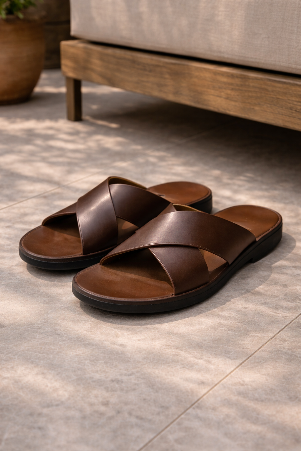 BRIAN™ | Leather Slides