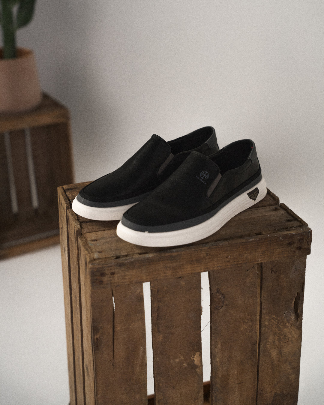 BRAIN™ | MEN'S MODERN SLIP-ON SHOES