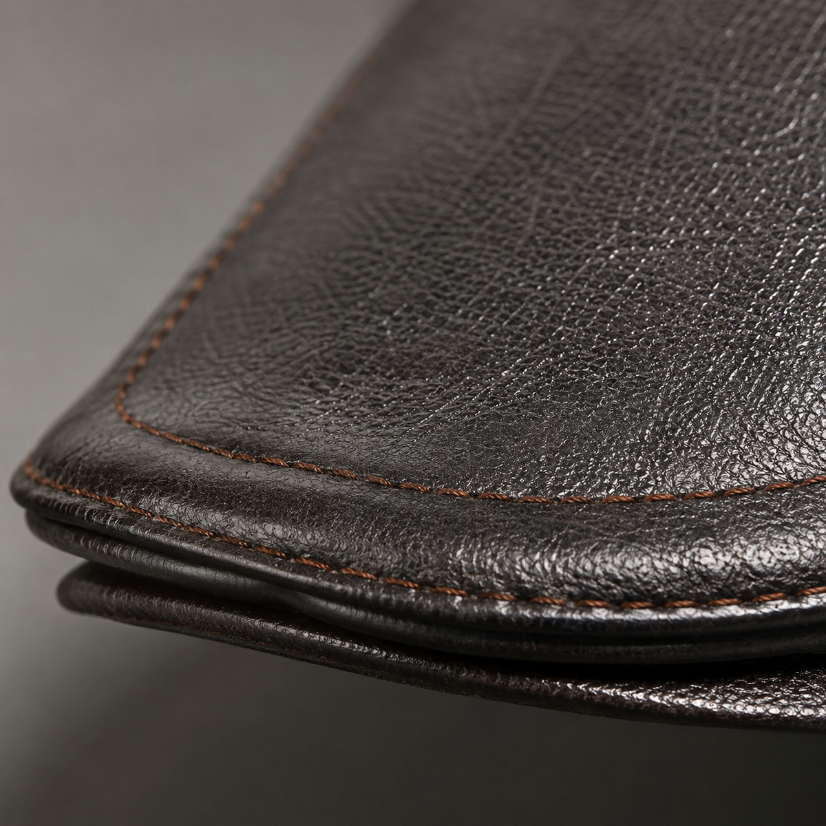 BRIAN™ | Corbin Leather Driving Cap