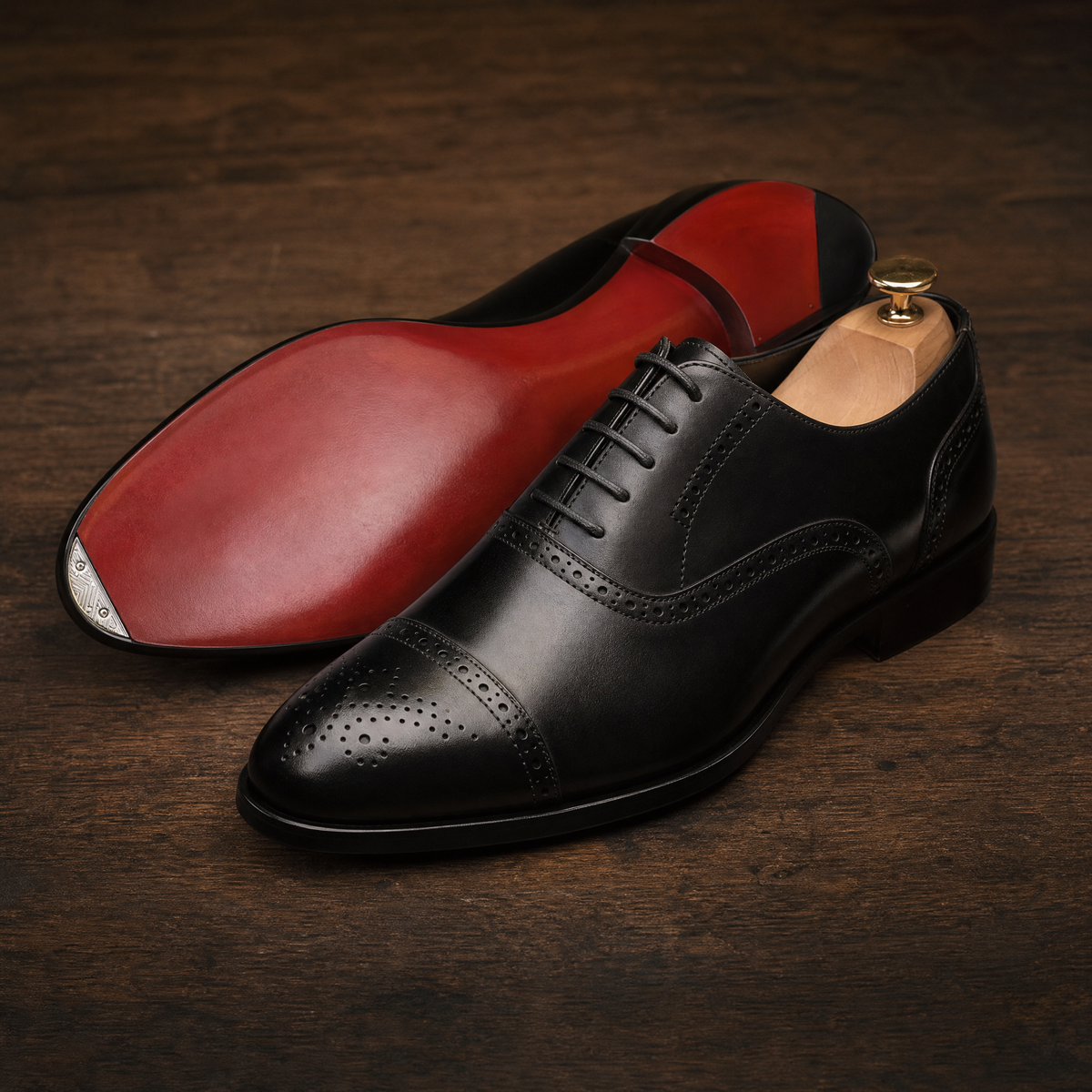 Cap-Toe Oxford Brogues in Black