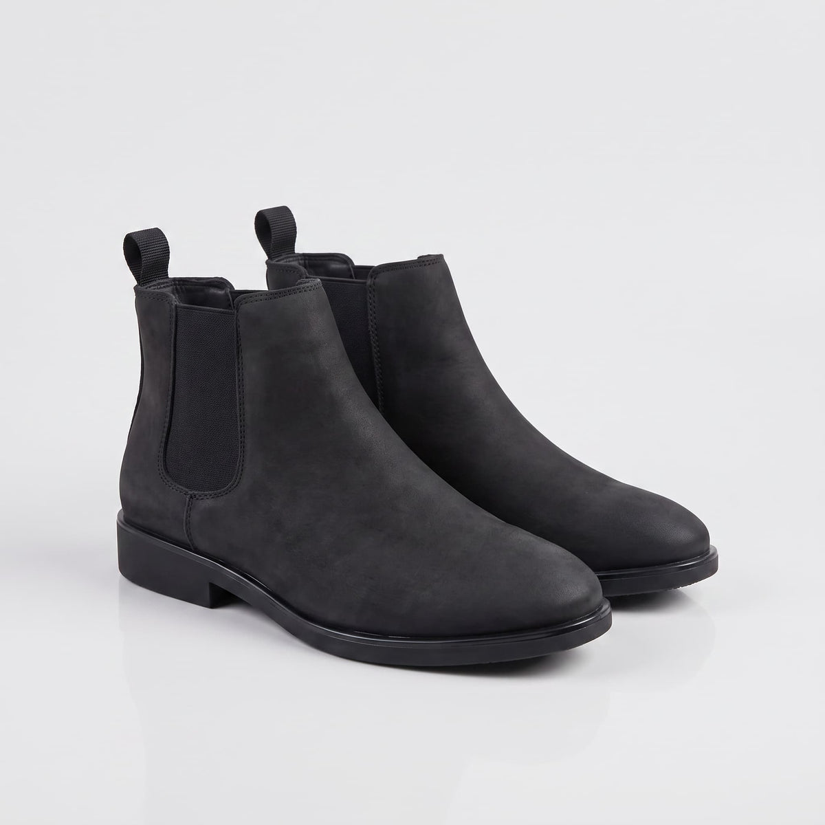 BRIAN™ | Stratton Leather Chelsea Boots