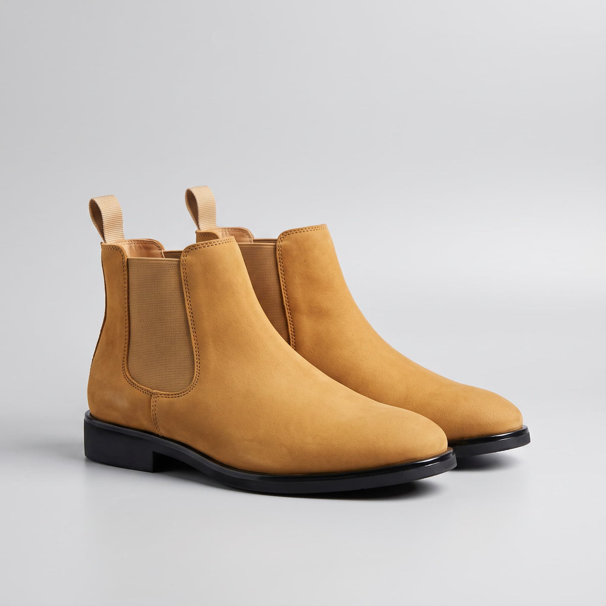 BRIAN™ | Stratton Leather Chelsea Boots