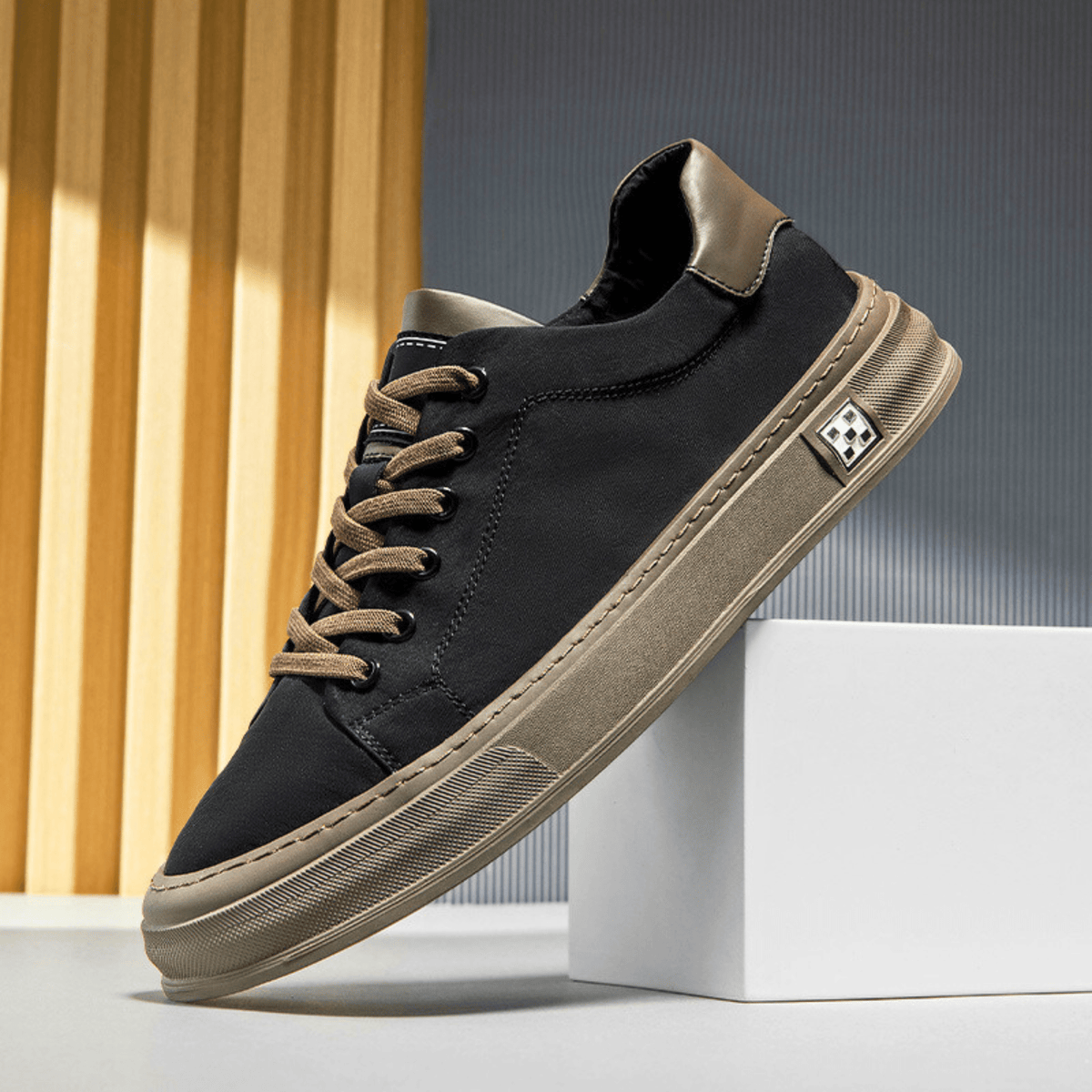 BRIAN™ | MENS CANVAS TRAINERS
