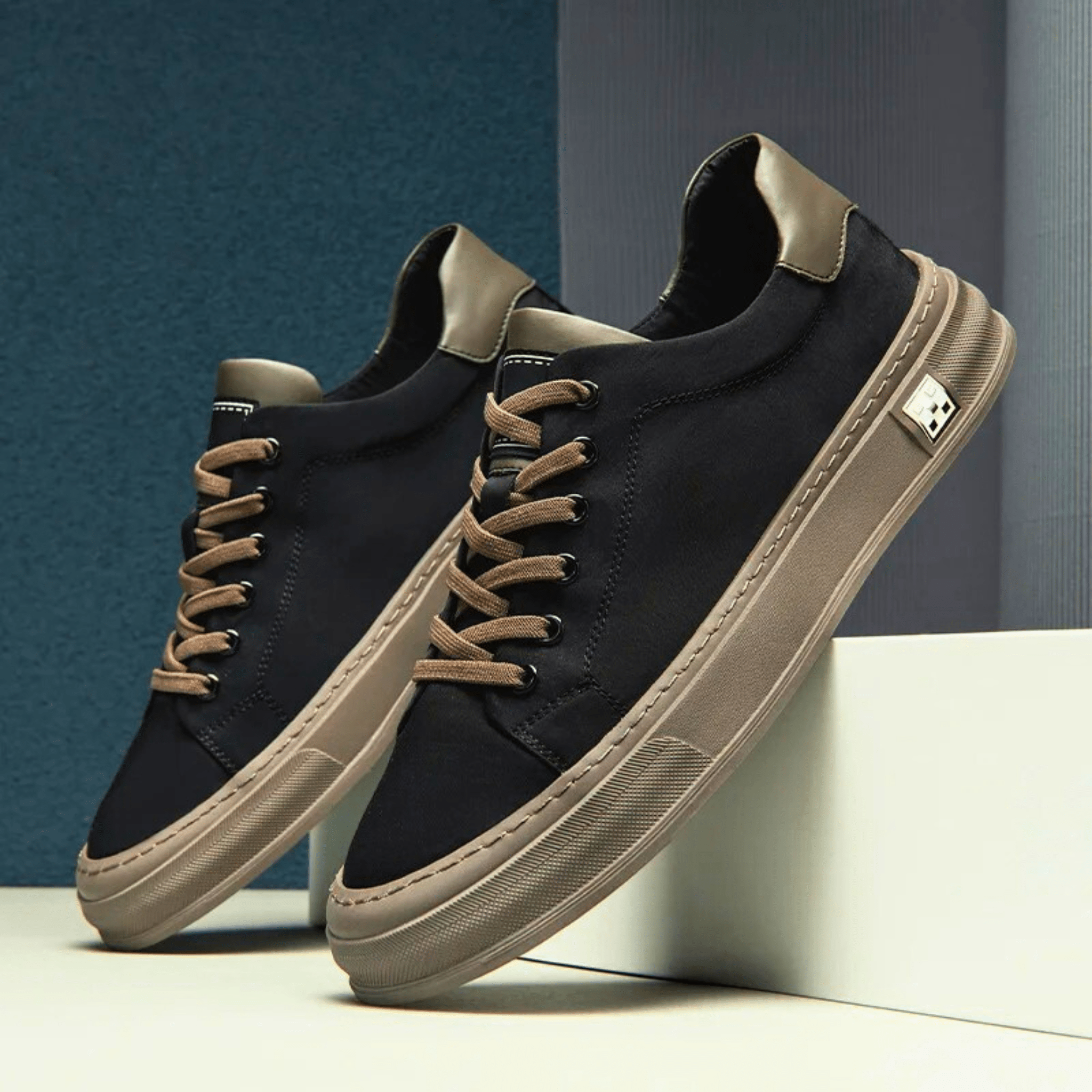 BRAIN™ | MENS CANVAS TRAINERS